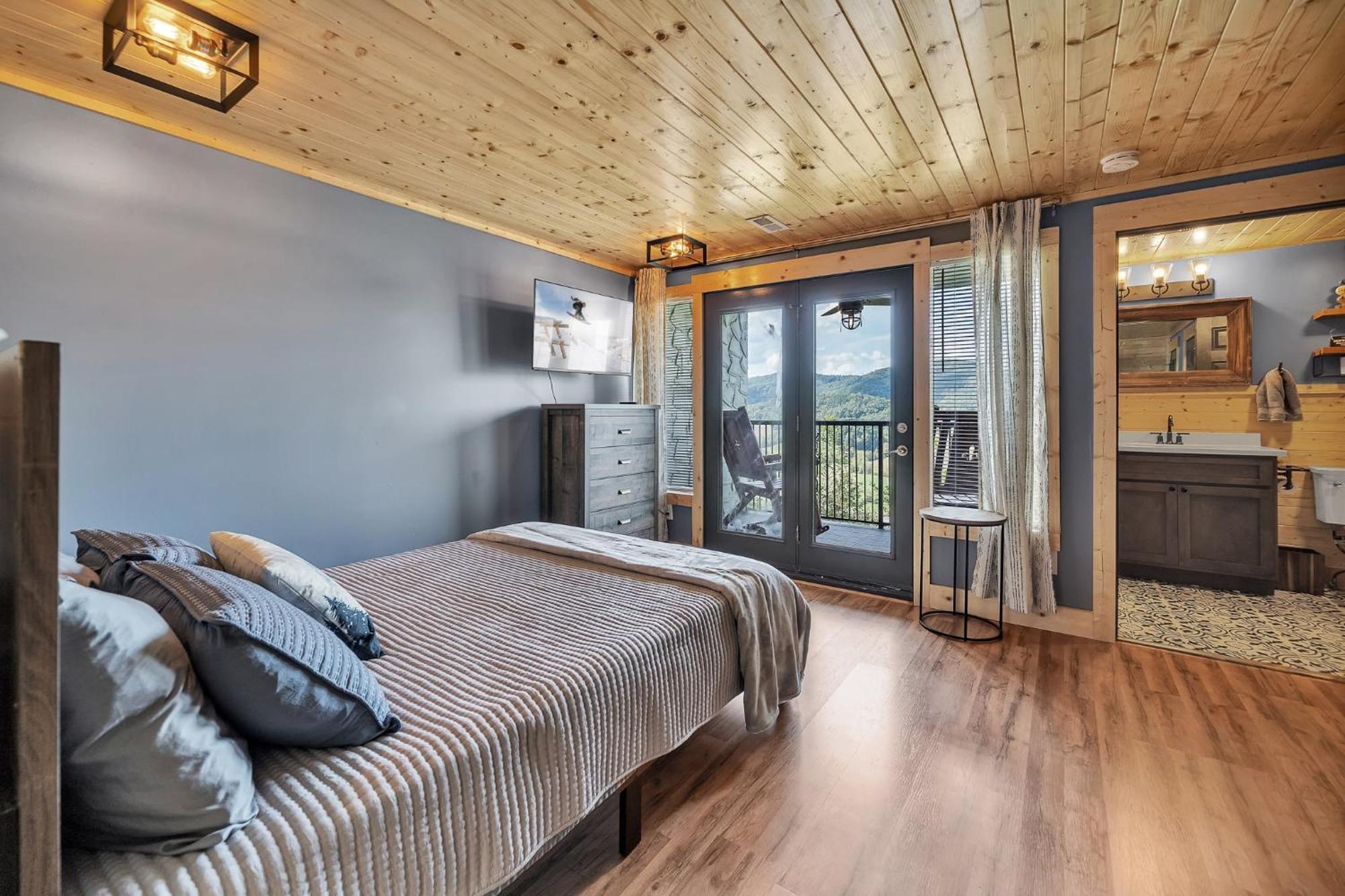Mountain Views At Dolly'S Castle Unit 2 Apartman Sevierville Kültér fotó