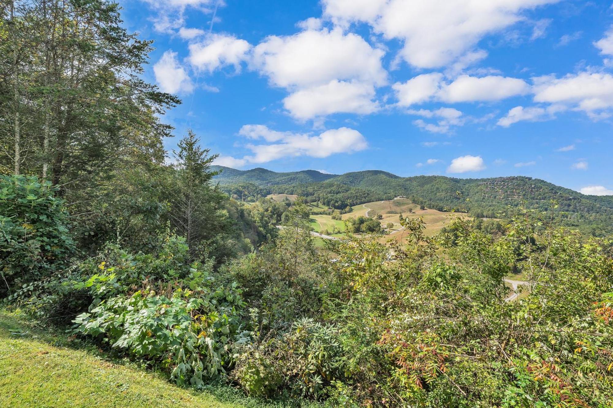 Mountain Views At Dolly'S Castle Unit 2 Apartman Sevierville Kültér fotó